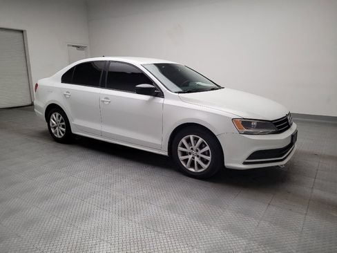 Used 2015 Volkswagen Jetta SE FWD image 11
