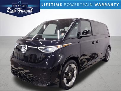 New 2025 Volkswagen ID. Buzz Pro S
