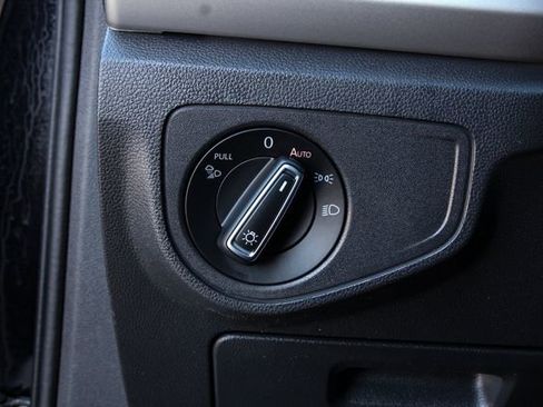 Used 2023 Volkswagen Atlas Cross Sport SEL Premium R-Line image 16