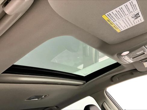 Used 2021 Nissan Rogue Sport SL w/ Premium Package image 14