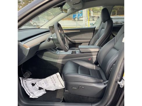 Used 2025 Tesla Model Y Long Range image 5