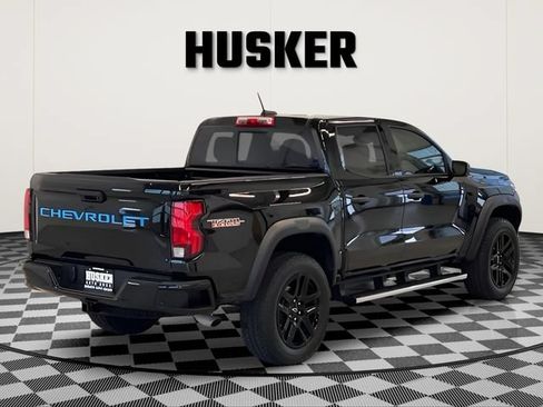 Certified 2024 Chevrolet Colorado Trail Boss w/ Technology Package AWD/4WD image 7