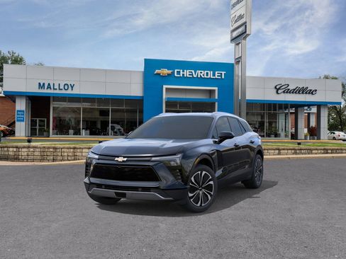 New 2026 Chevrolet Blazer EV LT image 32