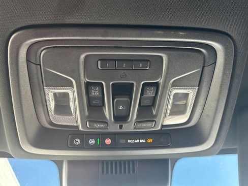 Used 2024 GMC Sierra 1500 AT4 w/ Technology Package image 16