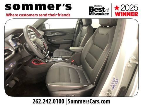 Used 2023 Chevrolet TrailBlazer RS FWD image 9