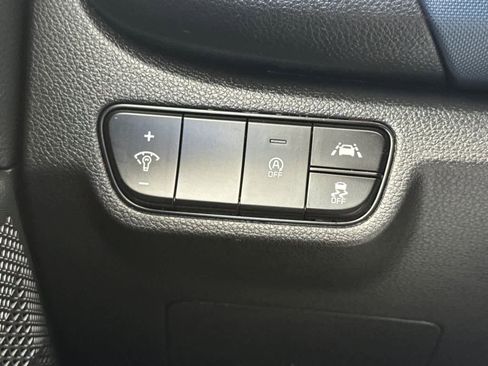Used 2022 Kia Seltos S FWD image 29