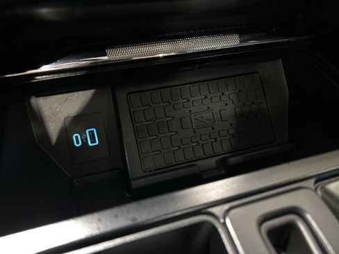 Used 2023 Ford F150 Raptor w/ Raptor Carbon Fiber Package AWD/4WD image 25