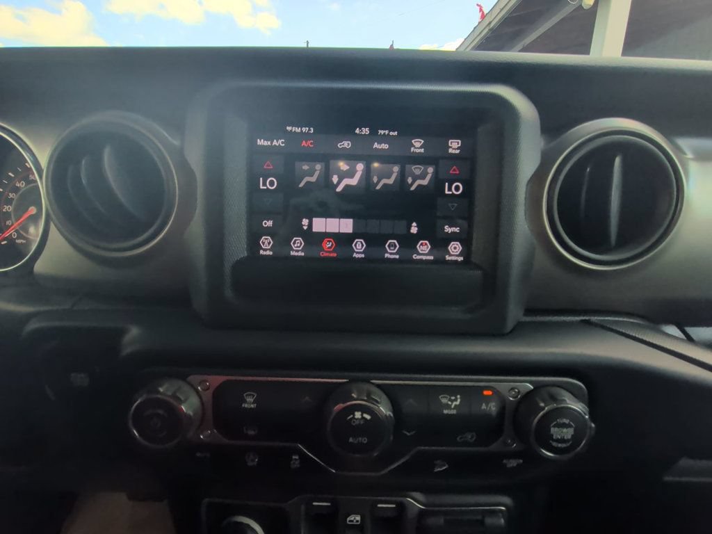 Used 2019 Jeep Wrangler Unlimited Sport S AWD/4WD image 19