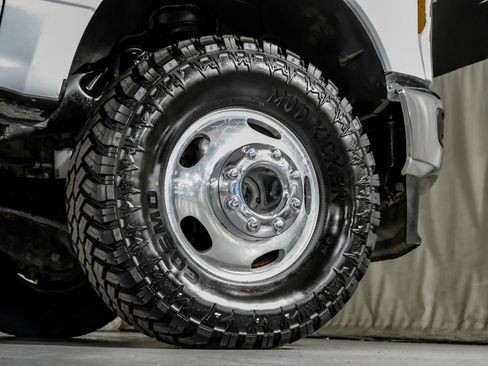 Used 2024 Ford F350 XL w/ XL Chrome Package AWD/4WD image 47