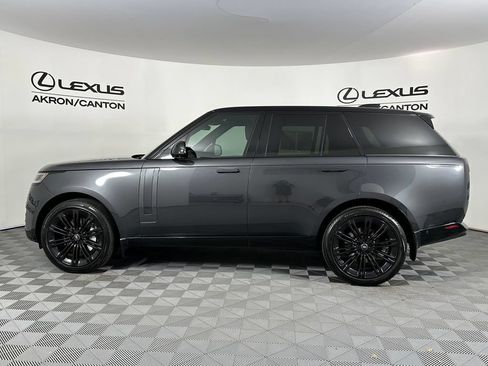 Used 2024 Land Rover Range Rover SE AWD/4WD image 10