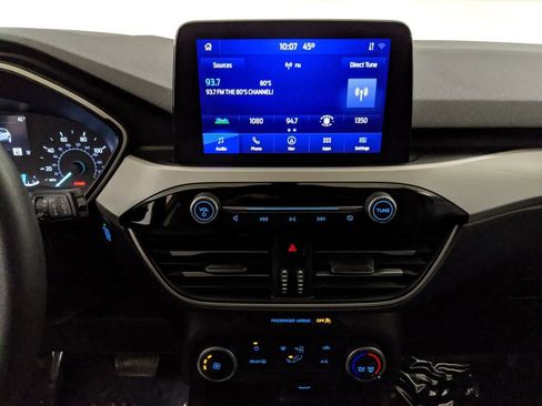 Certified 2022 Ford Escape SE image 15