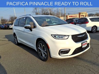New 2026 Chrysler Pacifica Pinnacle