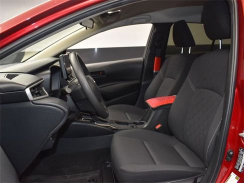 Used 2024 Toyota Corolla LE image 9