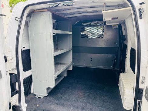 Used 2019 Nissan NV200 S FWD image 31