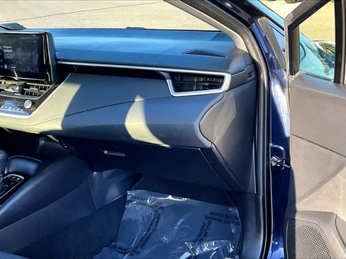 Used 2024 Toyota Corolla LE FWD image 18