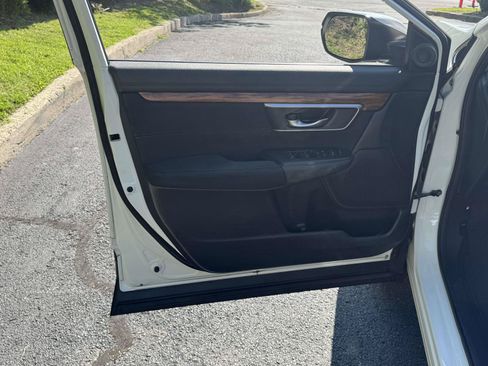Used 2019 Honda CR-V EX image 16
