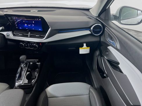 New 2026 Chevrolet Trax LT FWD image 21
