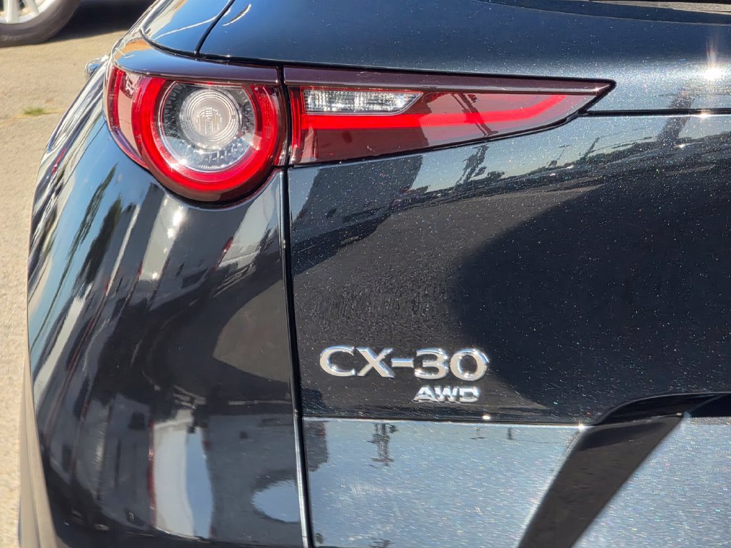 Used 2024 MAZDA CX-30 AWD 2.5 S w/ Select Sport Pkg image 8