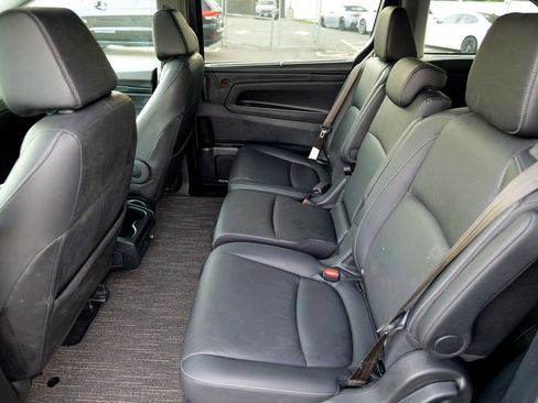 Used 2023 Honda Odyssey EX-L image 27