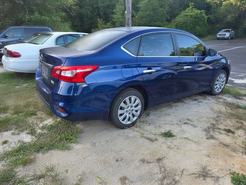 Certified 2019 Nissan Sentra S FWD image 4