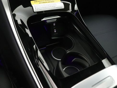 New 2026 Mercedes-Benz GLC 300 image 7