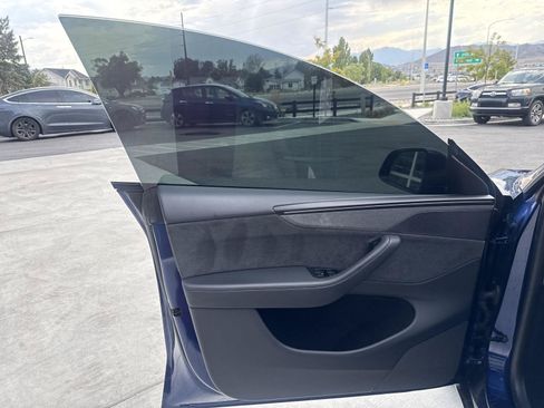 Used 2026 Tesla Model Y Long Range AWD/4WD image 11