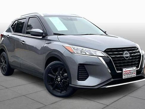 Certified 2023 Nissan Kicks SV image 2