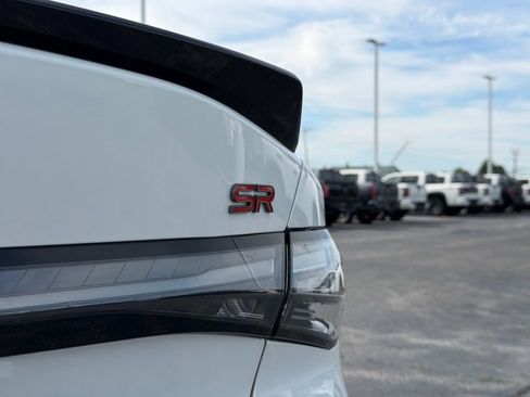 New 2026 Nissan Sentra SR w/ SR Premium Package FWD image 32