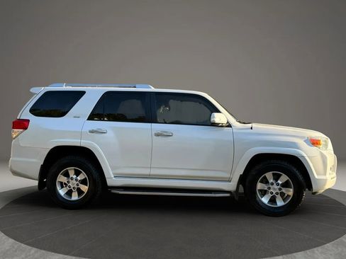 Used 2013 Toyota 4Runner SR5 RWD image 9