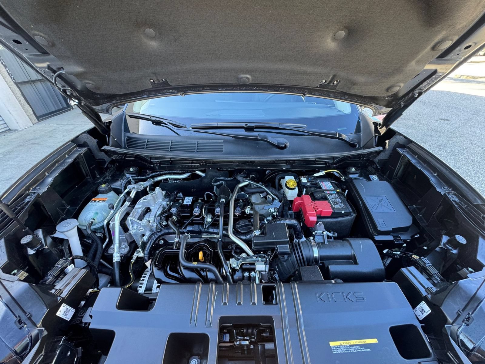 Used 2026 Nissan Kicks SR FWD image 31
