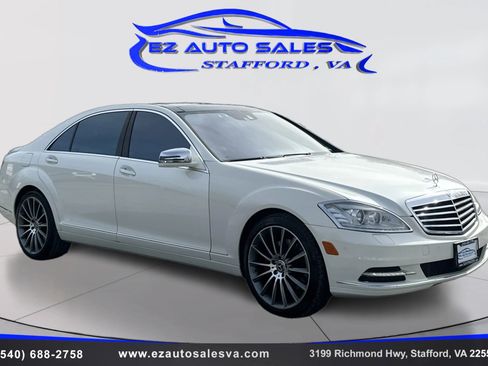 Used 2010 Mercedes-Benz S 550 4MATIC image 3