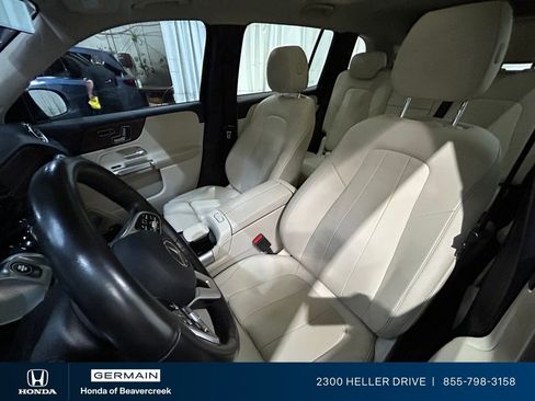 Used 2022 Mercedes-Benz GLB 250 4MATIC image 26