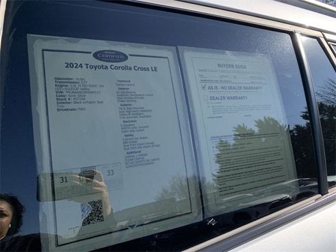 Used 2024 Toyota Corolla Cross LE image 37