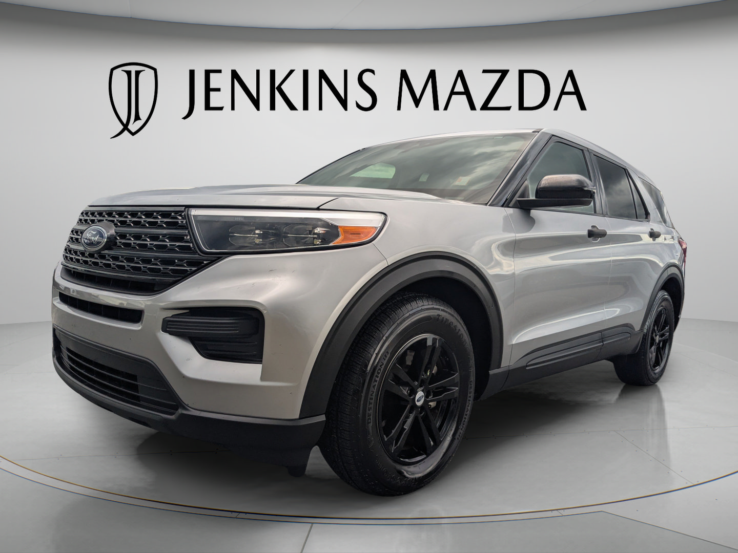 Used 2023 Ford Explorer 2WD image 3