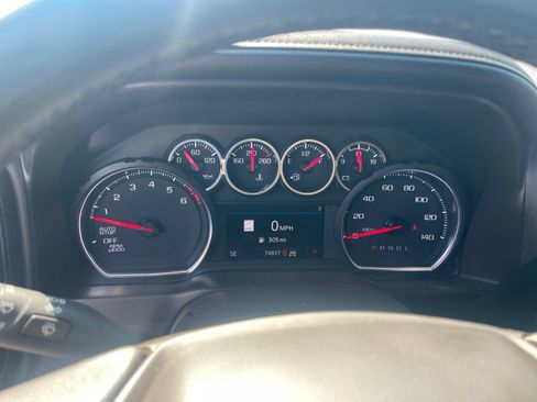 Used 2021 Chevrolet Silverado 1500 LTZ AWD/4WD image 9