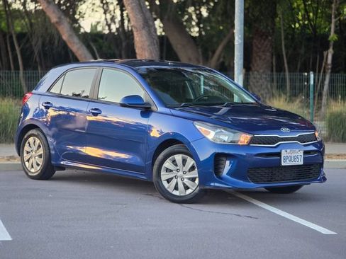 Used 2020 Kia Rio S FWD image 2