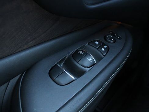 Used 2019 Nissan Murano Platinum w/ Cargo Package FWD image 9