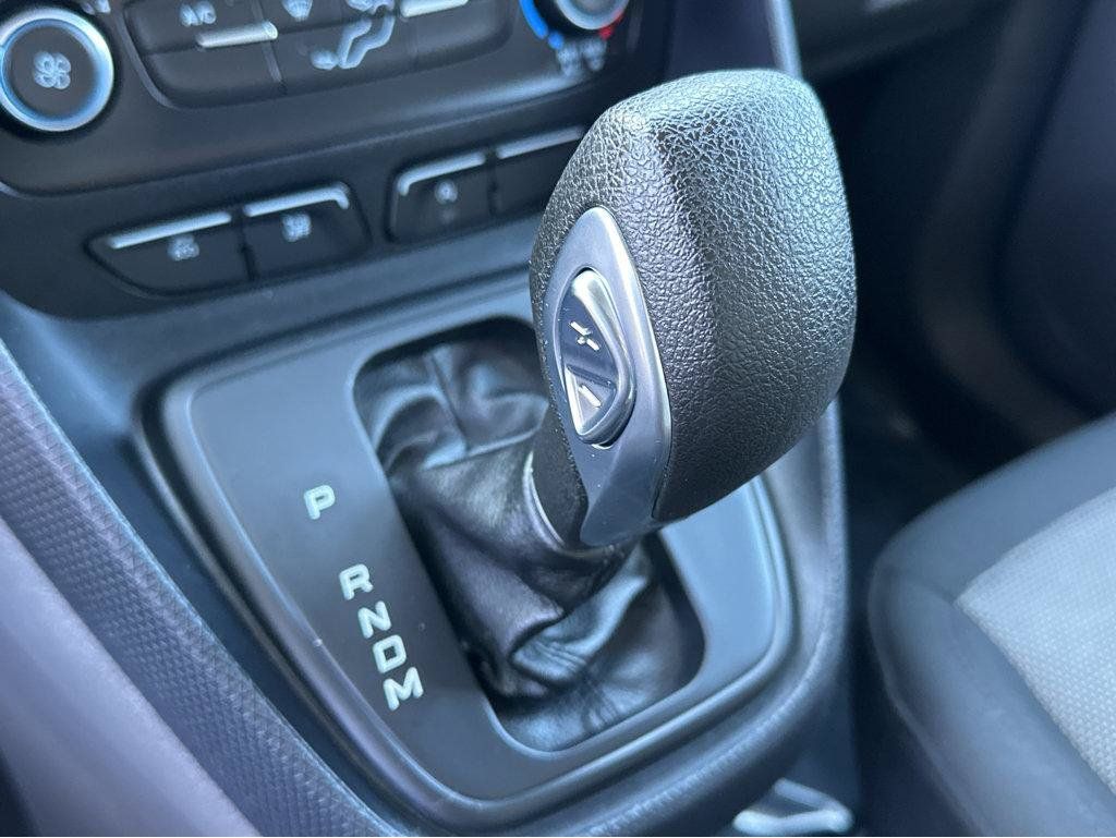 Used 2023 Ford Transit Connect XL FWD image 26