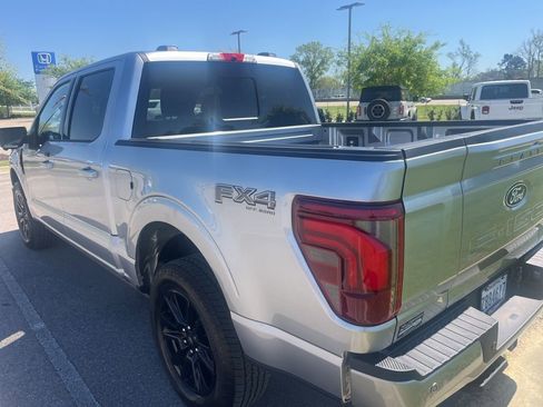 Used 2025 Ford F150 Platinum w/ Equipment Group 702A High image 4