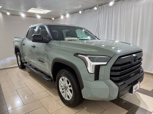 Used 2025 Toyota Tundra SR5 w/ SR5 Convenience Package image 7