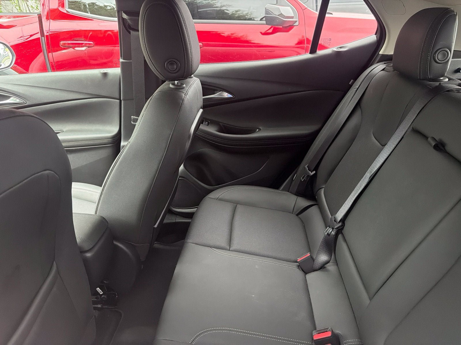 Certified 2024 Buick Encore GX Sport Touring w/ Comfort Package FWD image 7