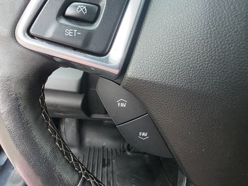 Used 2021 Chevrolet Camaro LT image 19