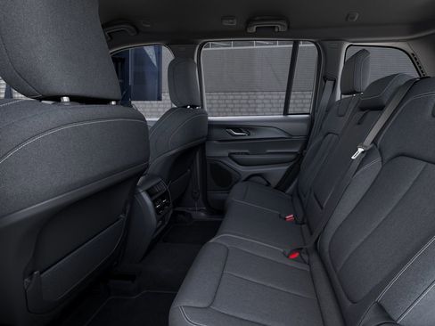 New 2026 Jeep Grand Cherokee Laredo X AWD/4WD image 24