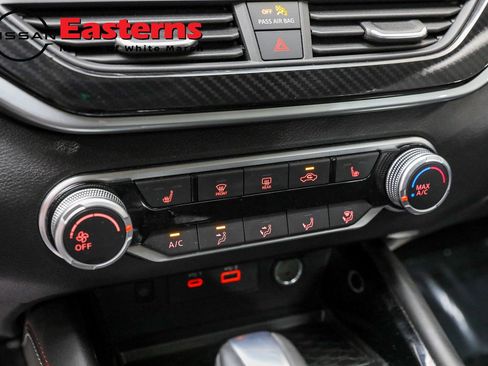 Used 2023 Nissan Altima 2.5 SR w/ SR Premium Package image 30