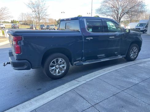 Used 2022 Chevrolet Silverado 1500 High Country w/ Z71 Off-Road Package image 4