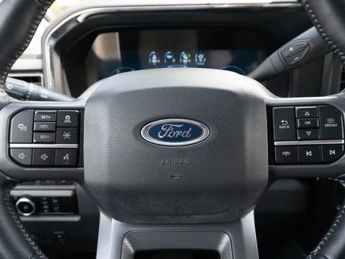 Used 2024 Ford F250 Lariat w/ Lariat Ultimate Package AWD/4WD image 28