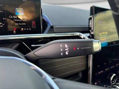 Certified 2025 GMC Sierra EV Denali AWD/4WD image 18