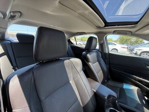 Used 2014 Acura ILX w/ Technology Package FWD image 19