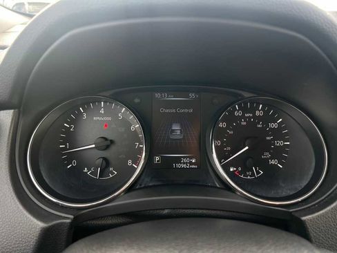 Used 2017 Nissan Rogue S image 31