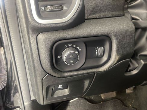 Used 2023 RAM 1500 Big Horn AWD/4WD image 13